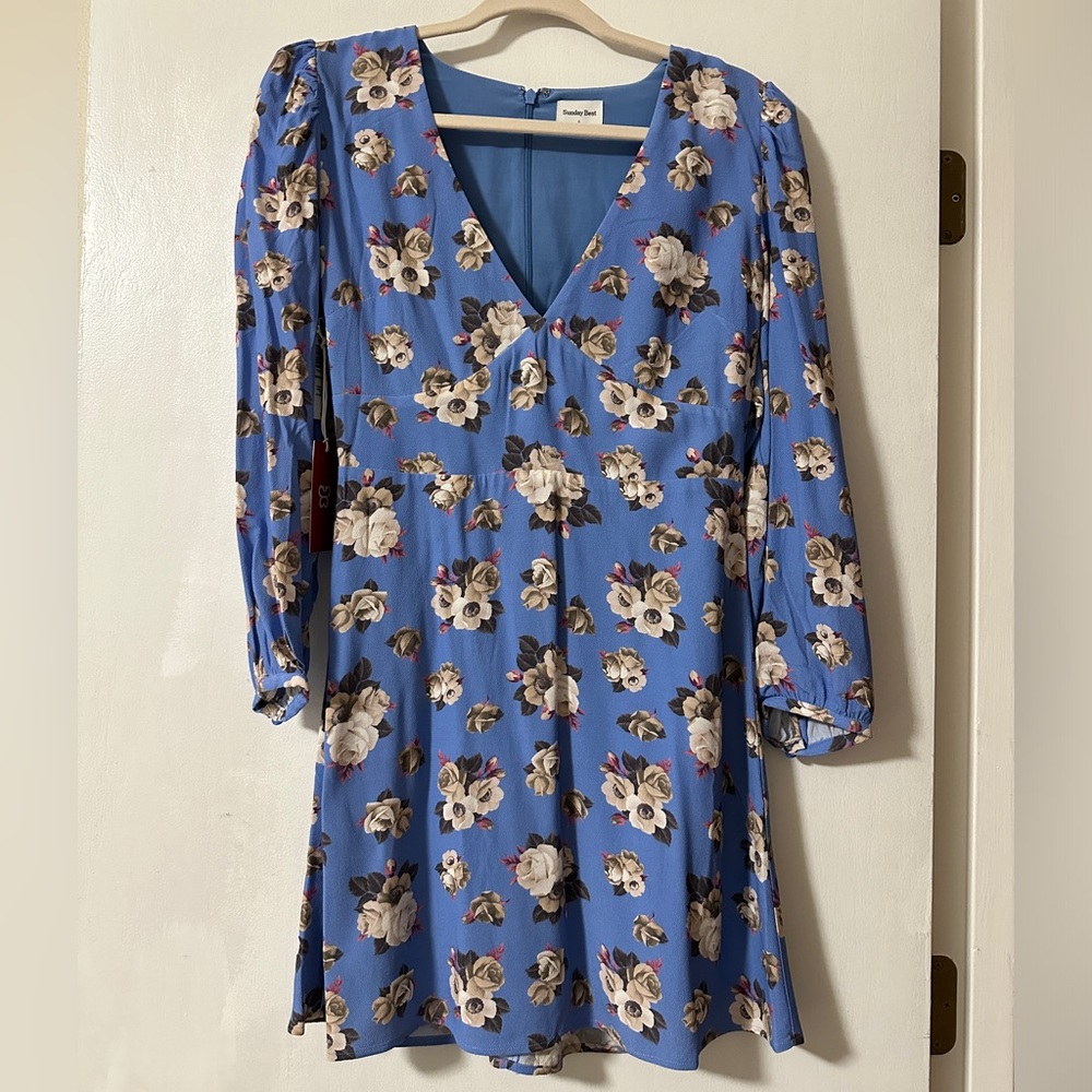 Aritzia Periwinkle Blue Floral V-Neck Long Sleeve Dress - Picture 6 of 6